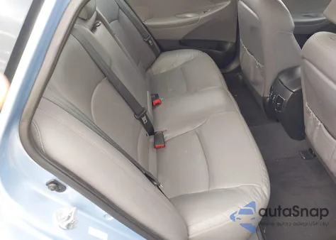 2012 Hyundai Sonata Hybrid z USA, uszkodzony, nr VIN KMHEC4A4XCA054535